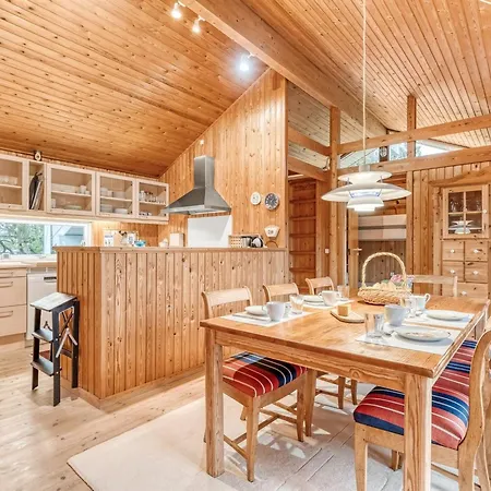 Holiday home Kaija - 100m From The Sea By Interhome Gedser